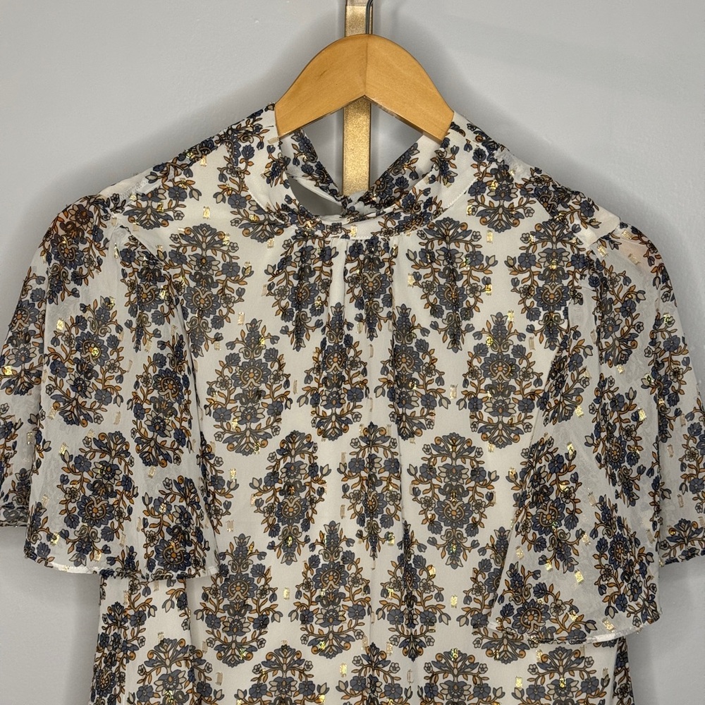Flowy Patterned Blouse - image 5
